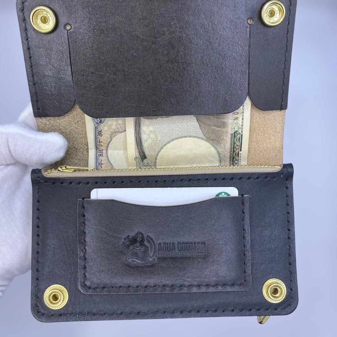 【無骨×上質】3層 丘染めブラック／ミドルトラッカーウォレットMTW