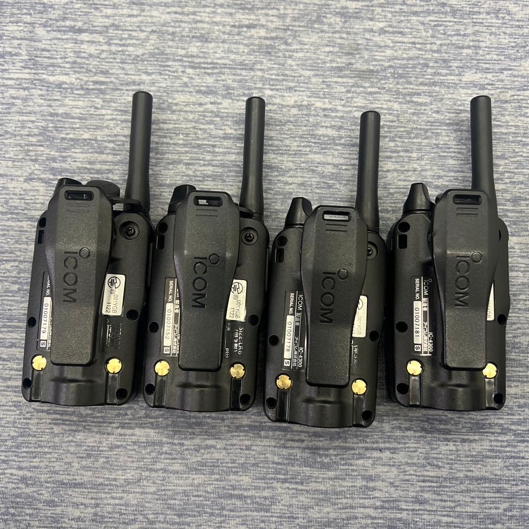 ICOM トランシーバー 4台 ヘッドセット　ハードケース付