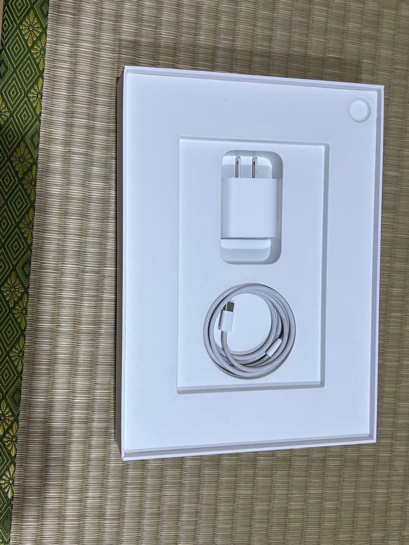 iPad Air 、Apple Pencil Pro、画面保護フィルム