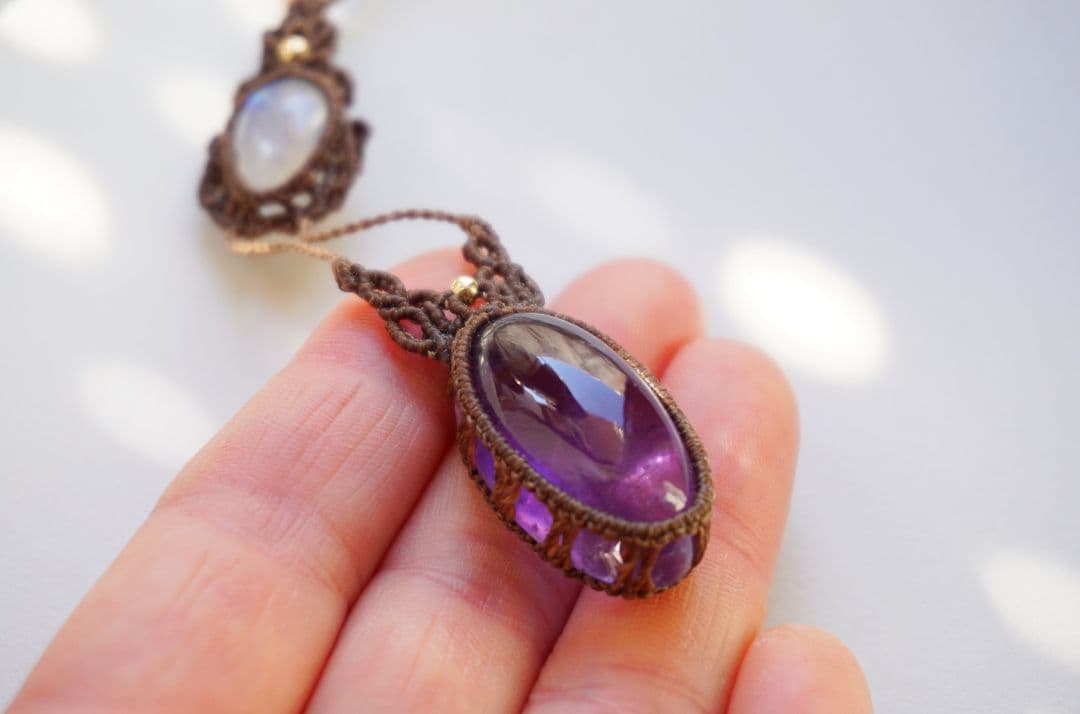 《H様お取り置き》夜明けの空の色　グラデーションアメジスト　マクラメ　ネックレス