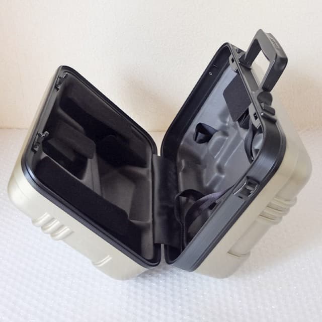 ヴィンテージ ソニー ビデオ8 カムコーダー用 ハードケース LC V814