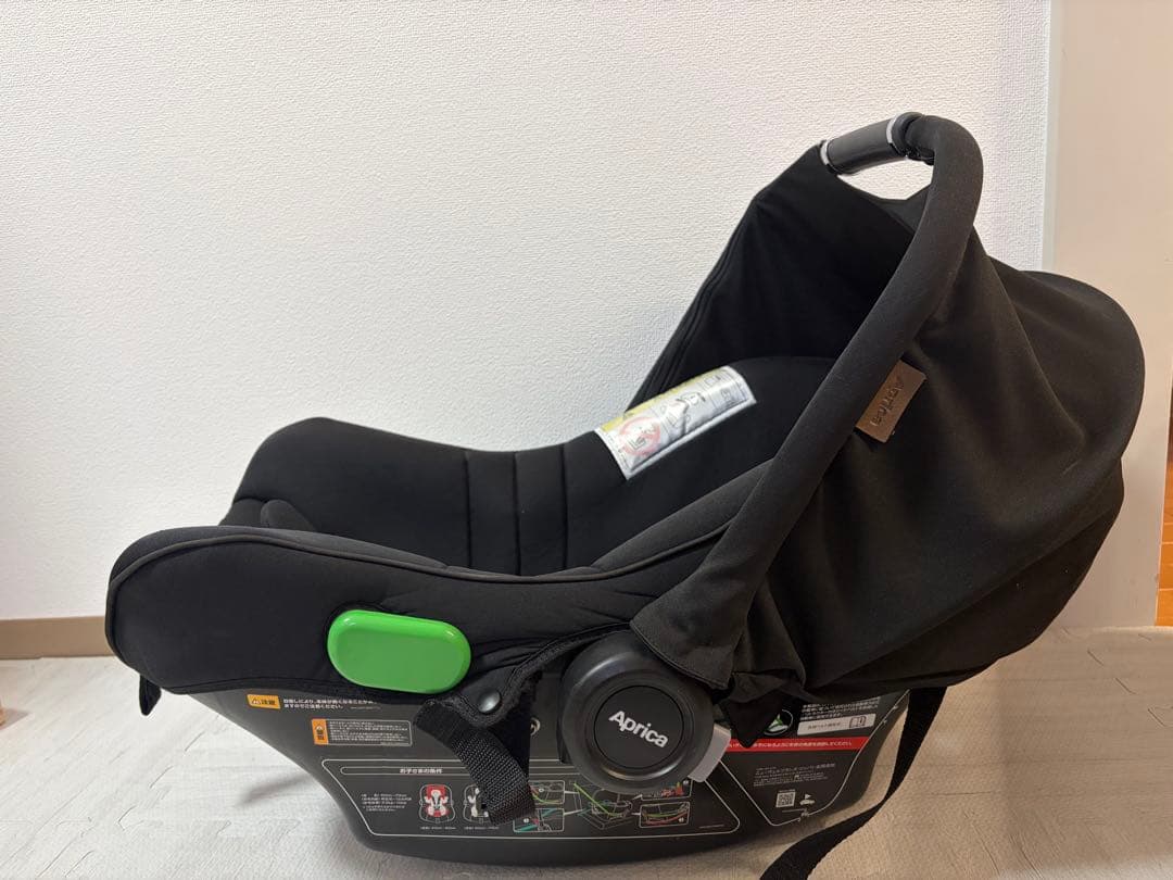 値下げAprica エアキャリー チャイルドシート マモールクッション付