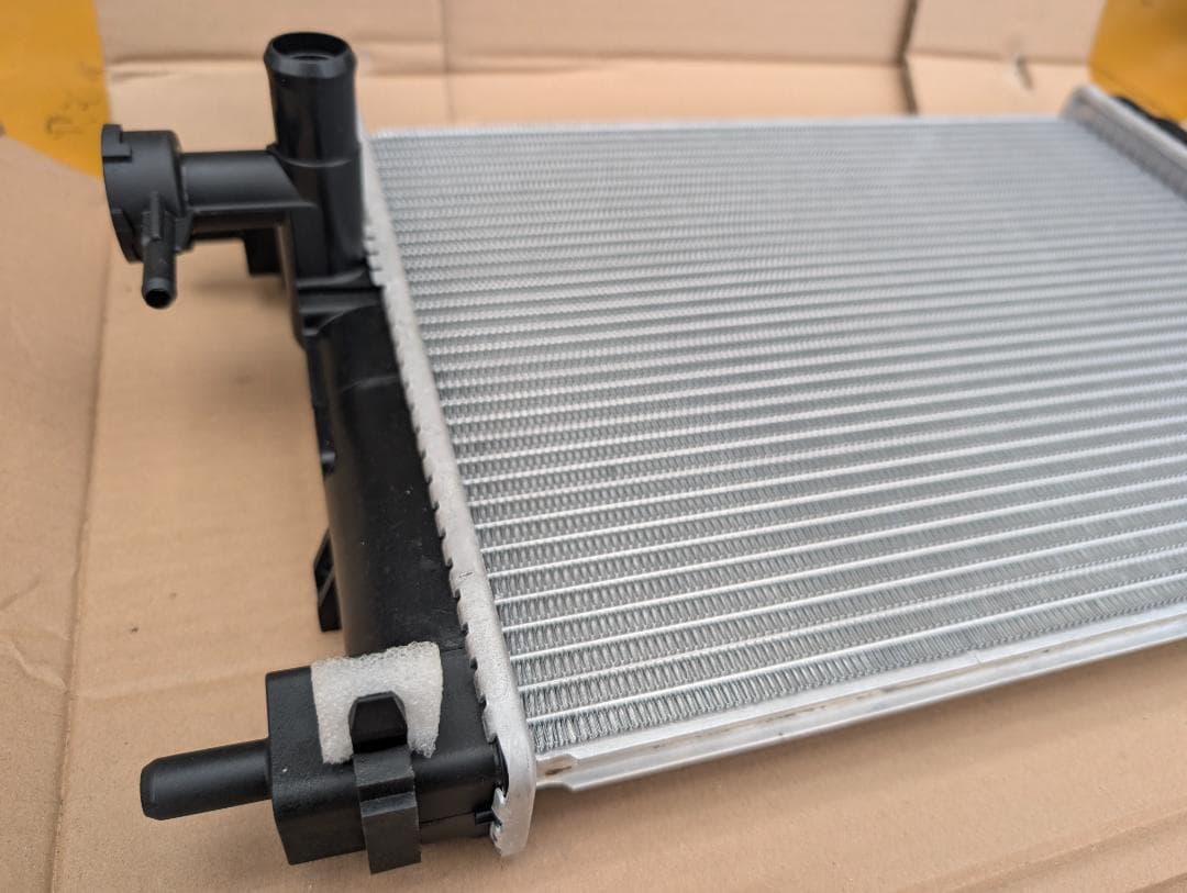 ラジエーター ムーブMT 品番 PL072135