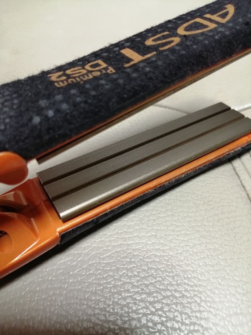 ！ジャンク！ADST Premium DS2 ストレートヘアアイロン　ジャンク