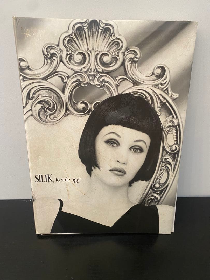 シリック　SILIK 洋書