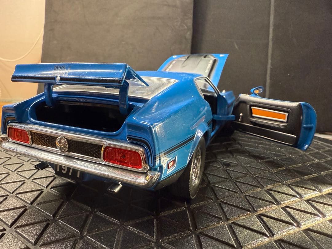 ジャンク 1/18 フォードムスタング ミニカー