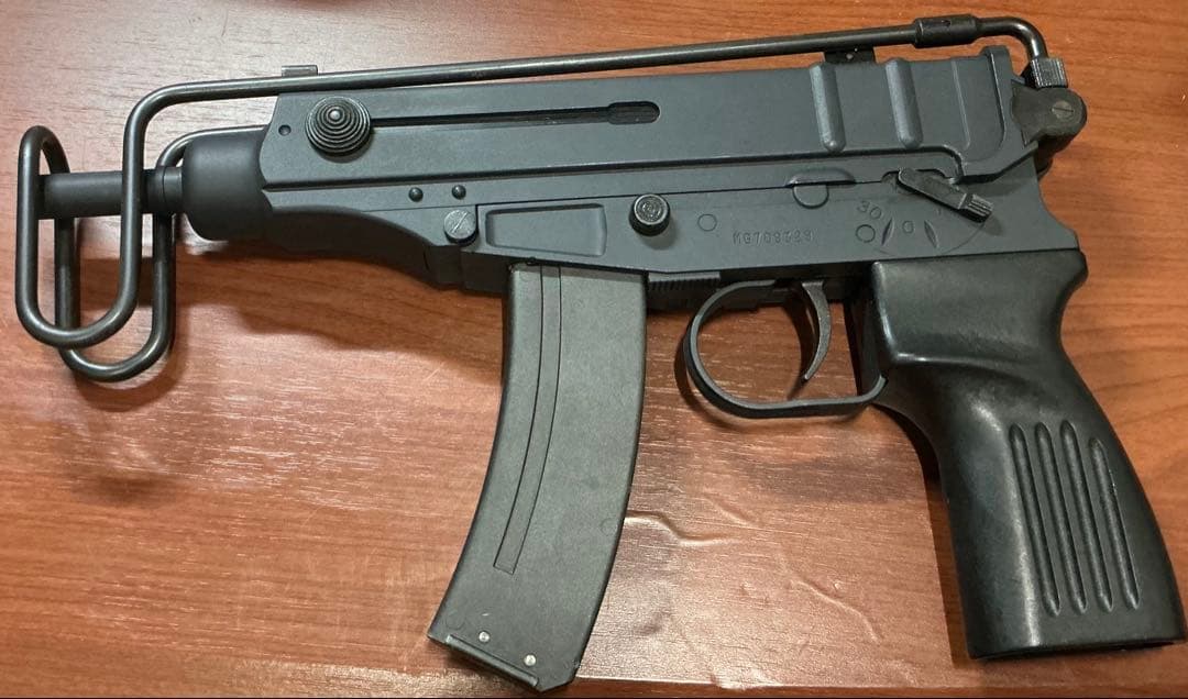 マルゼン　スコーピオン　Vz61　ガスガン