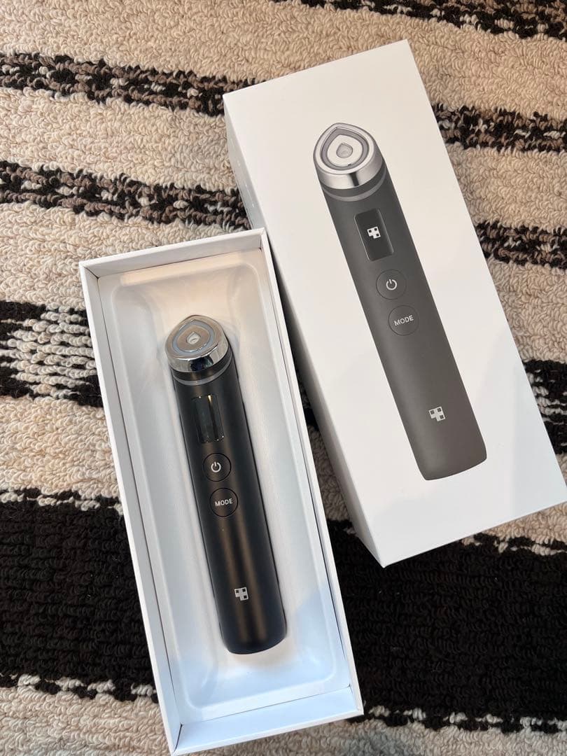 medicibe メディキューブ　美顔器