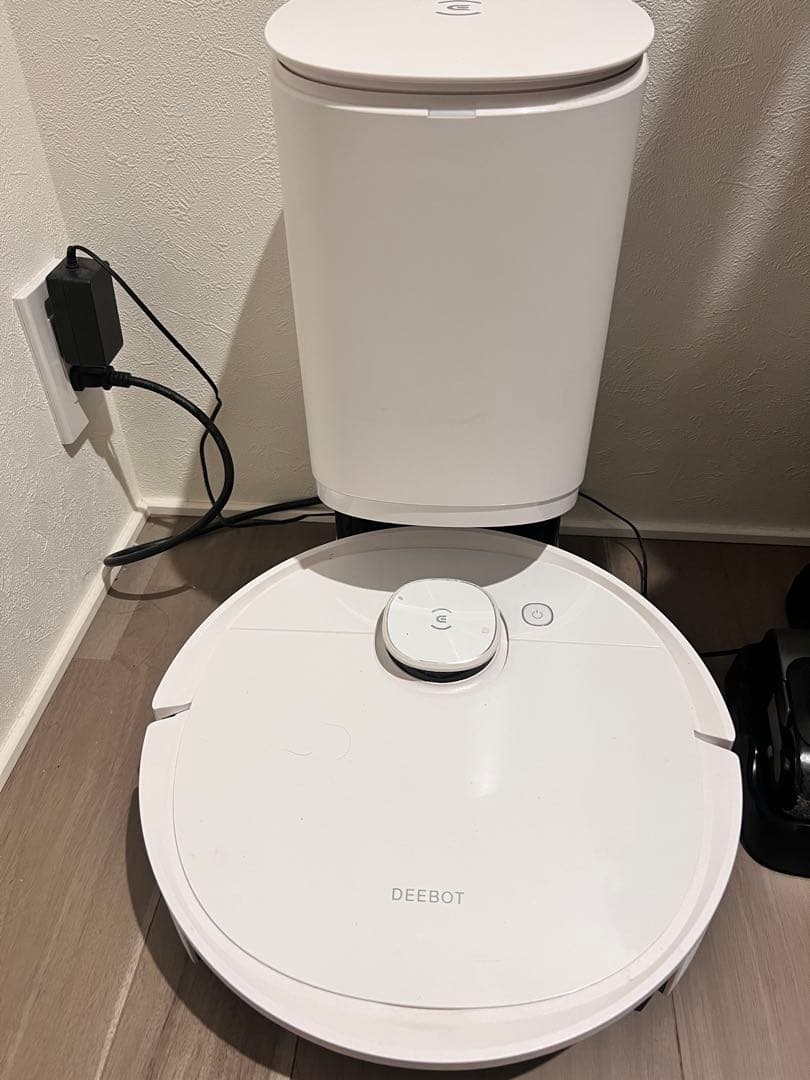 ecovacs エコバックス DEEBOT N8 + 付属品付き ジャンク扱い