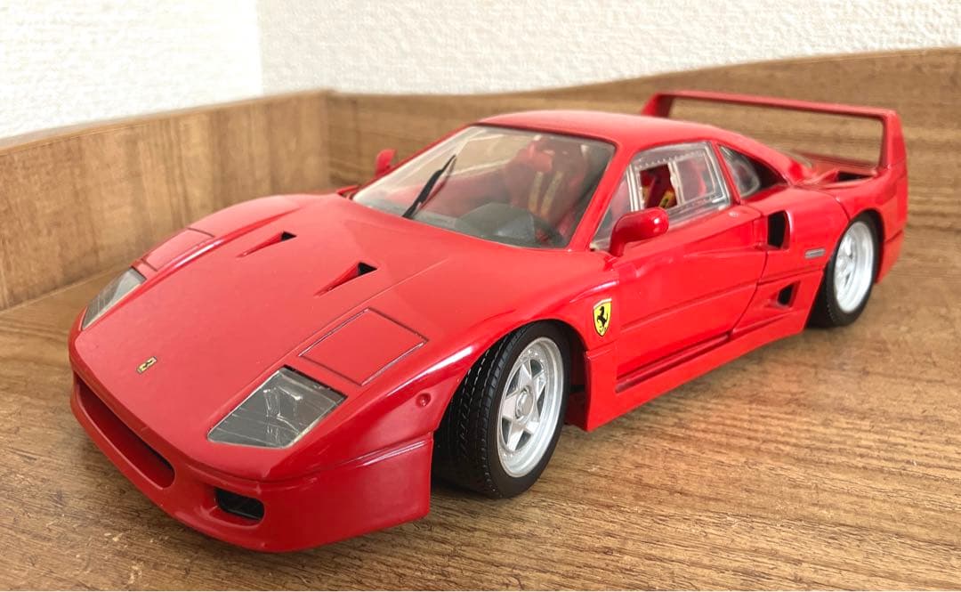 2台❗️HOT　WHEELS CLASSICS　 1:18 　FERRARI