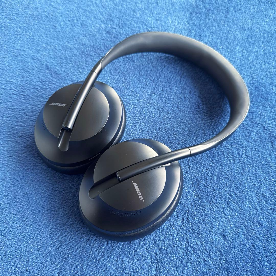 【イヤーパッド新品交換済み】 Bose ヘッドホン NC700HP