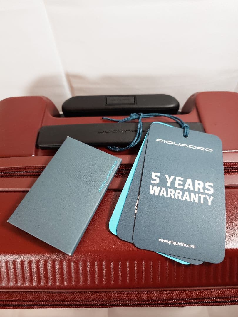 【新品・未使用】PIQUADRO キャリーケース