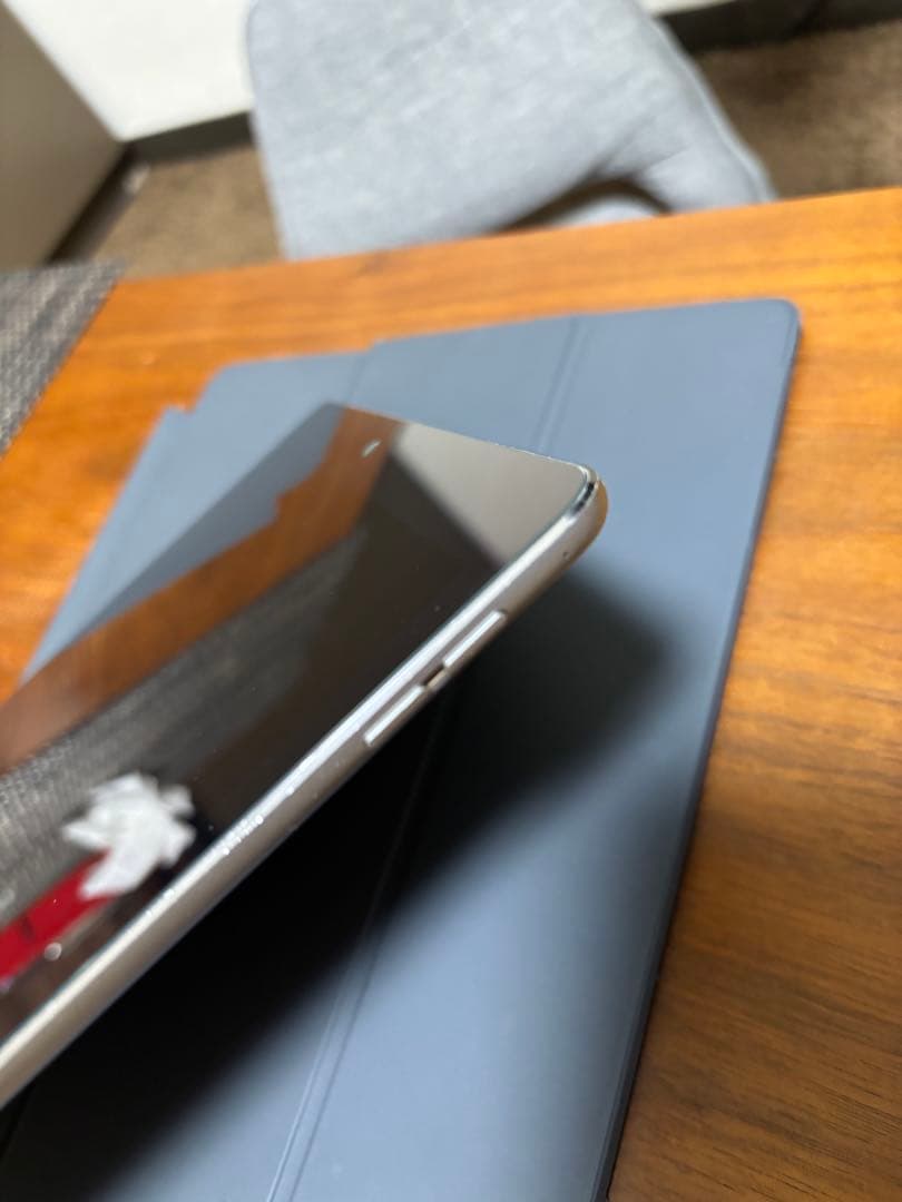 iPad pro 12.9インチ 32GB Appleスマートキーボード付き