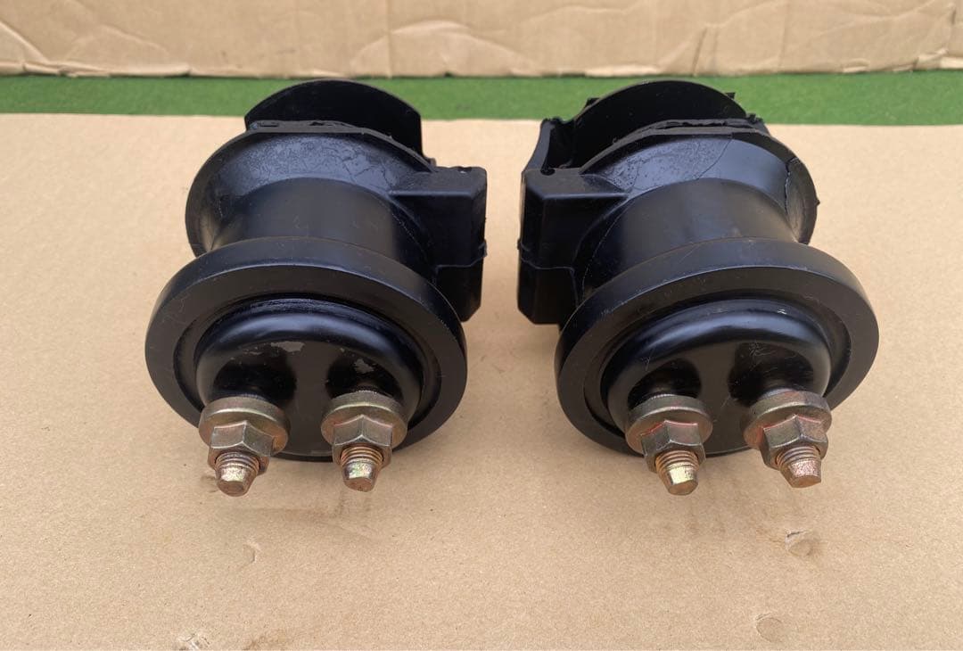 トヨタ　17クラウン JZS171W アスリート　 エステート　エンジンマウント