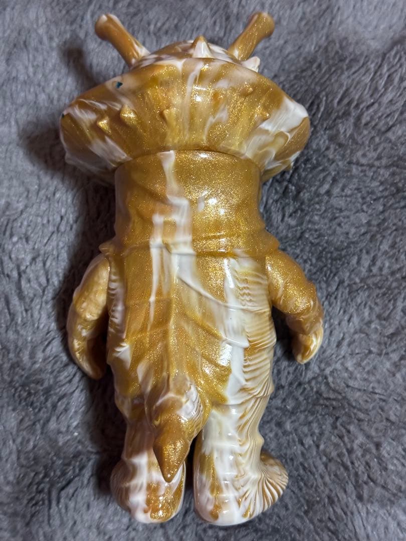 シークレットベース カネゴン secretbase インディーズ ソフビ