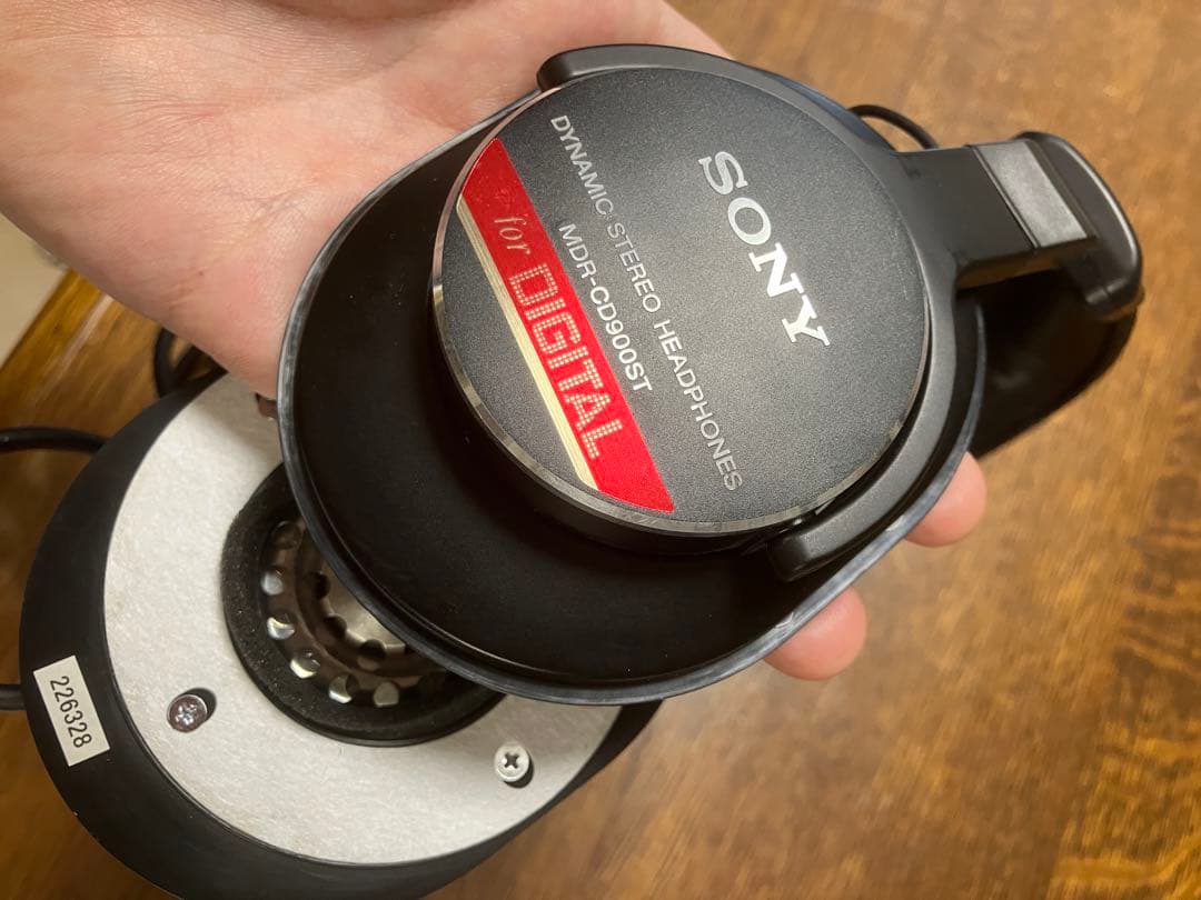 SONY MDR-CD900ST スタジオモニターヘッドフォン