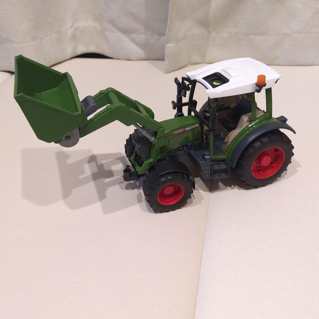 ブルーダー　トラクター　トレーラー　2台まとめ売り