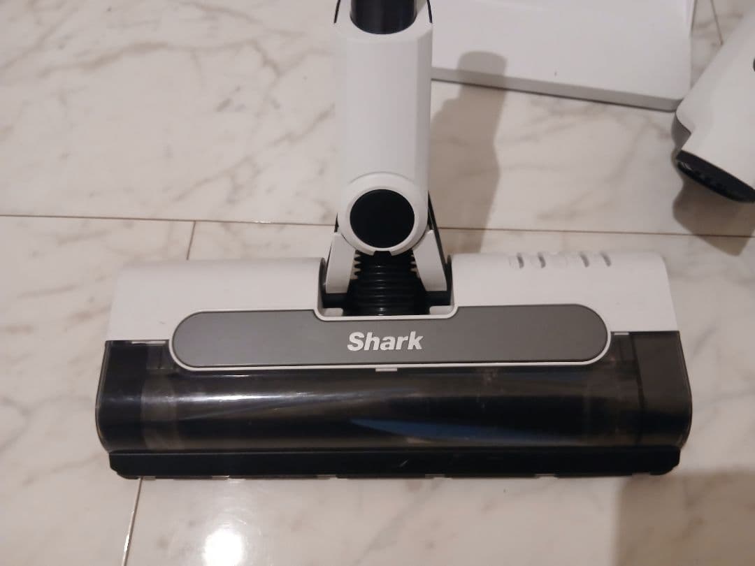 り*う様 CS150JAE スティッククリーナー 自動ゴミ収集ドック付き