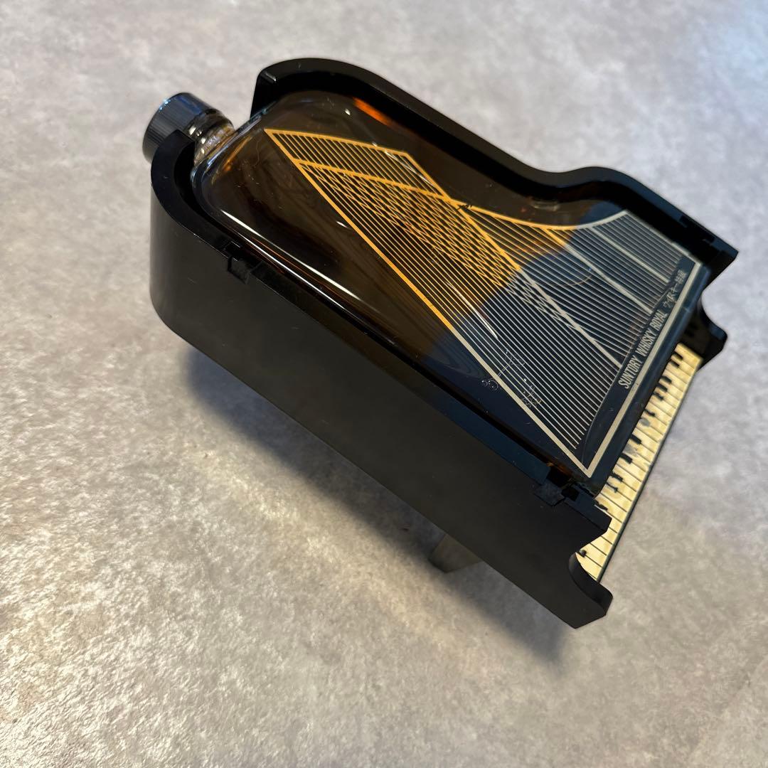 サントリー　ウイスキー　ピアノ型　SUNTORY WHISKY 