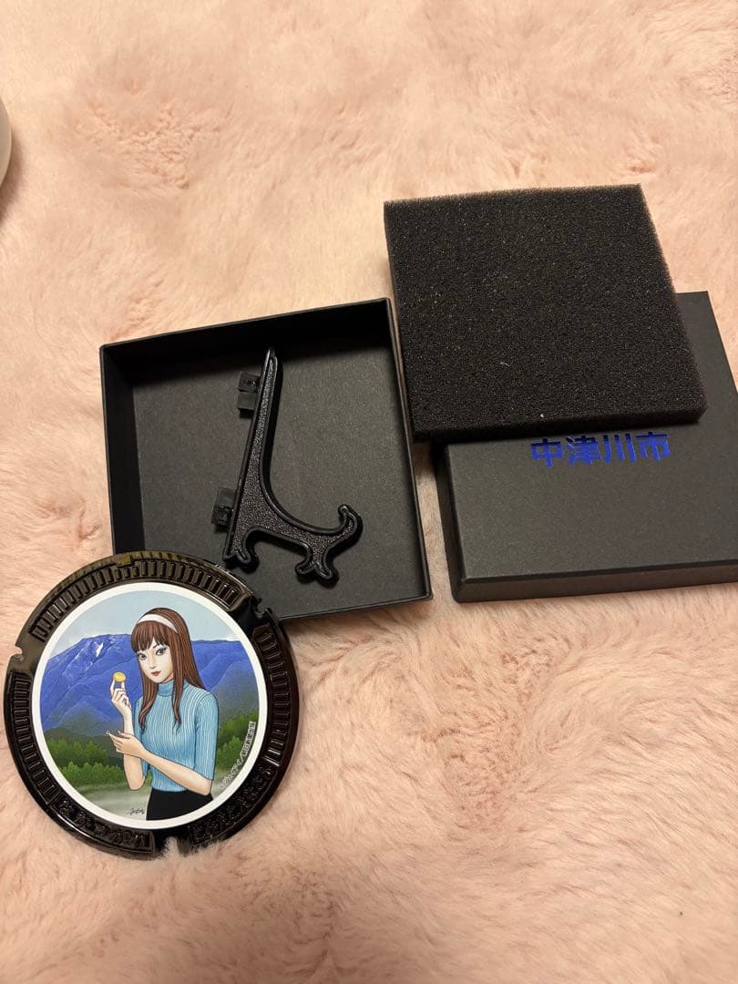 富江　ミニチュアマンホール　台座付き　伊藤潤二 中津川市