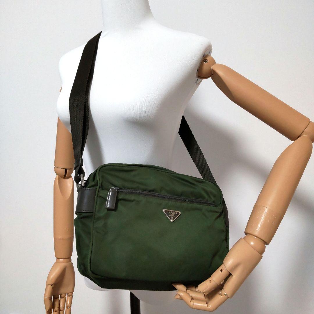 PRADA プラダ ショルダーバッグ 三角ロゴ