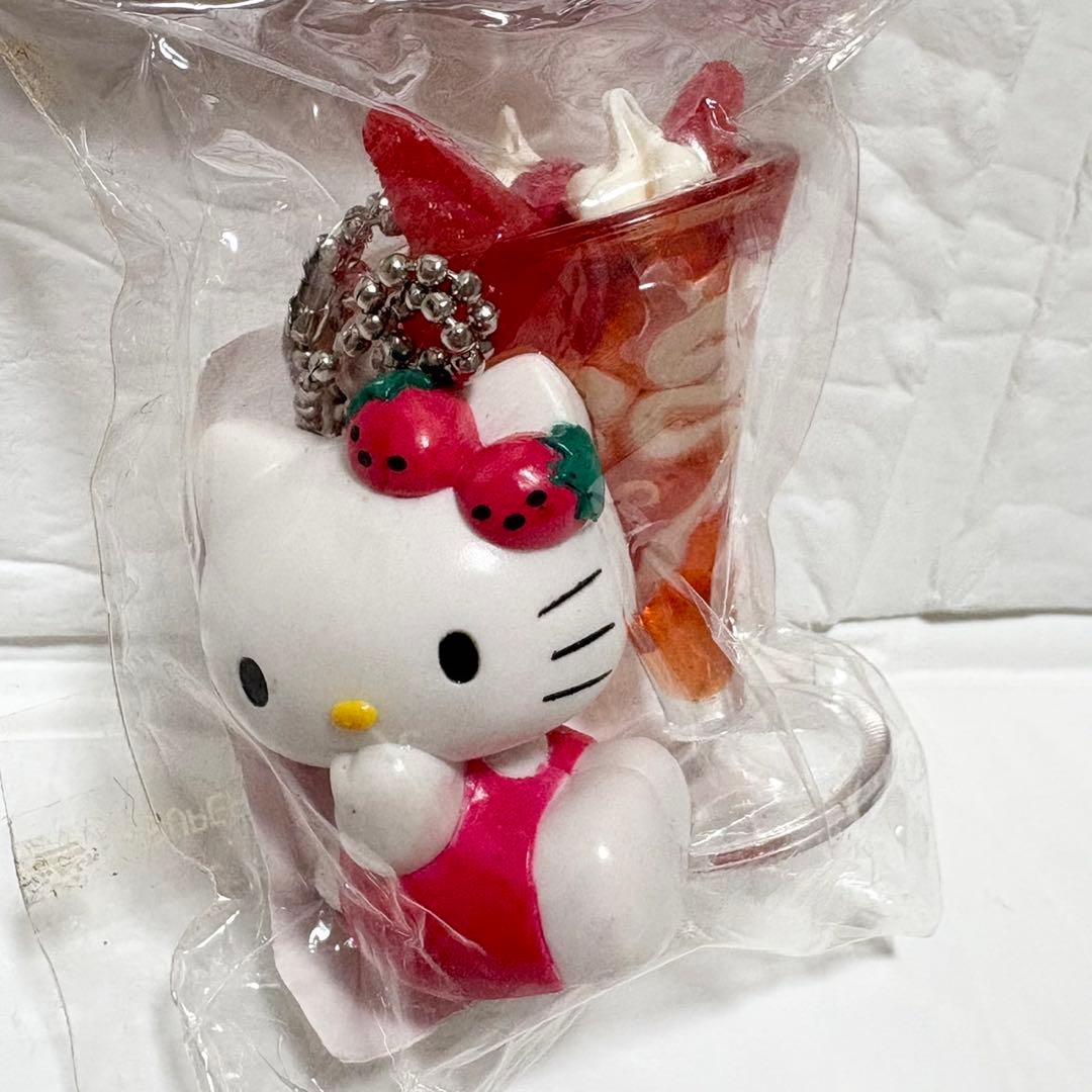 【超激レア】　サンリオ　ハローキティ　デザートキーホルダー　2000年製　パフェ