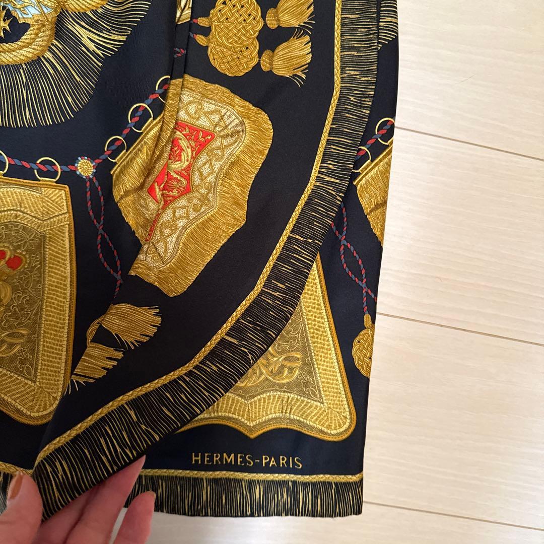 HERMES プリントシルクタイトスカート ネイビー/ゴールド