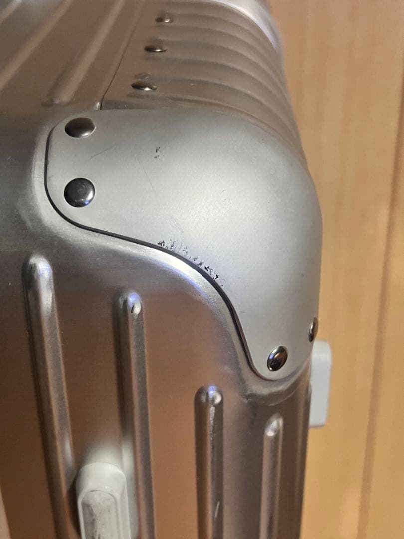 【生涯保証】 新古品 RIMOWA トランク プラス 105L シルバー