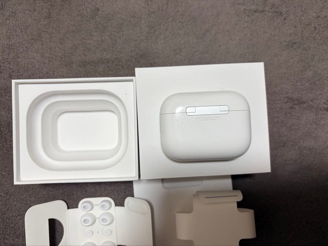 【2025年最新モデル】AirPods Pro 第3世代 (Mサイズチップ欠品)