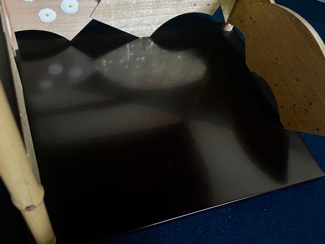 【美品】 「祖」 裏千家 鵬雲斎好 寿扇棚 春斎 溜塗 菊置上 共箱 （F寿扇）