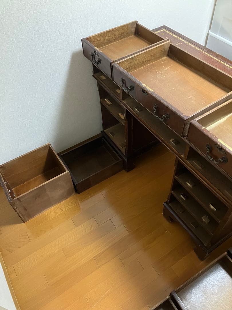 イギリス　アンティーク　机　ディスク　直接受け取りのみ