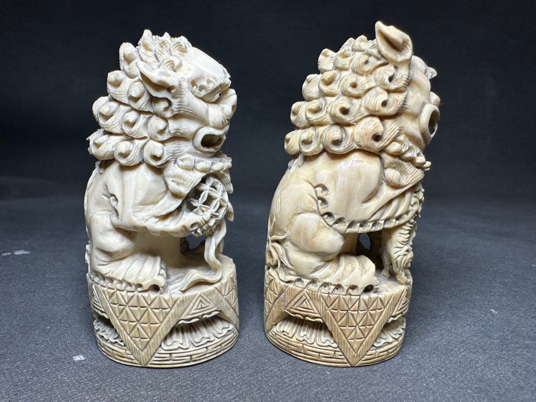 極上　天然素材　アンティーク　置物　骨董　飾り物　古美術品　 細密細工　彫刻