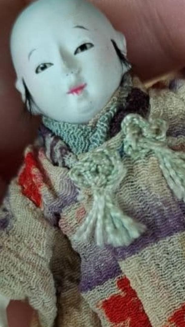 豆市松人形 江戸縮緬　銘あり