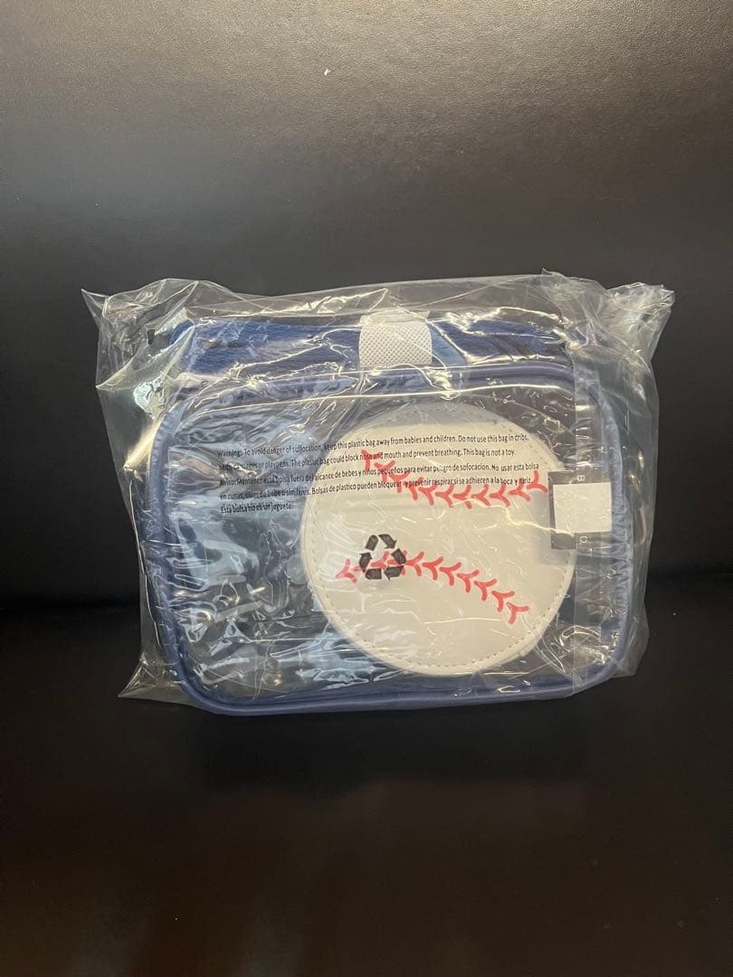 ドジャース × Hello Kitty クロスボディバッグ ポーチ 新品未使用