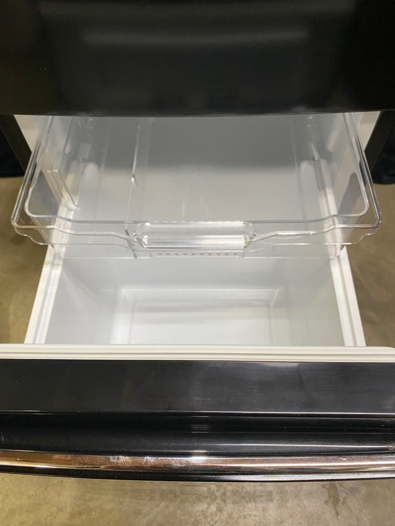 Hisense 2ドア冷凍冷蔵庫150L 2019年製HR-D15CB