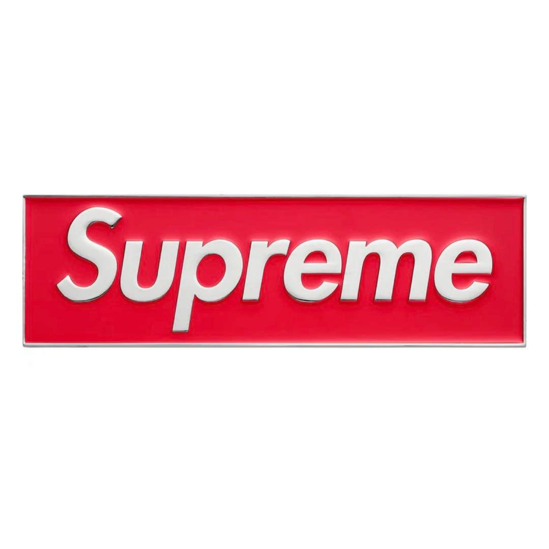 小物 Supreme Box Logo Car Emblem Red
