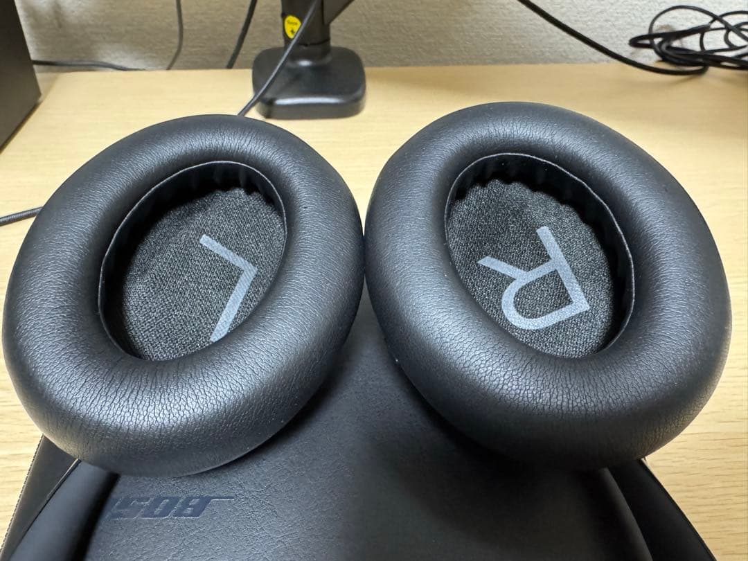 ヘッドホン Bose noise cancelling headphones 700