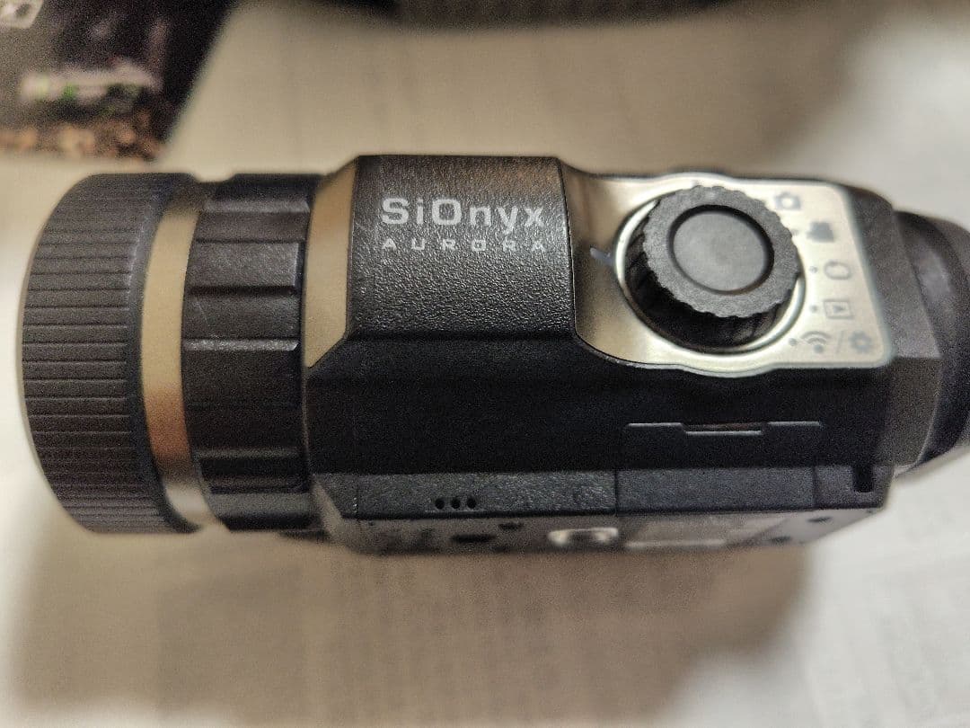 SIONYX AURORA PRO 光学機器　ナイトビジョン　ビデオカメラ