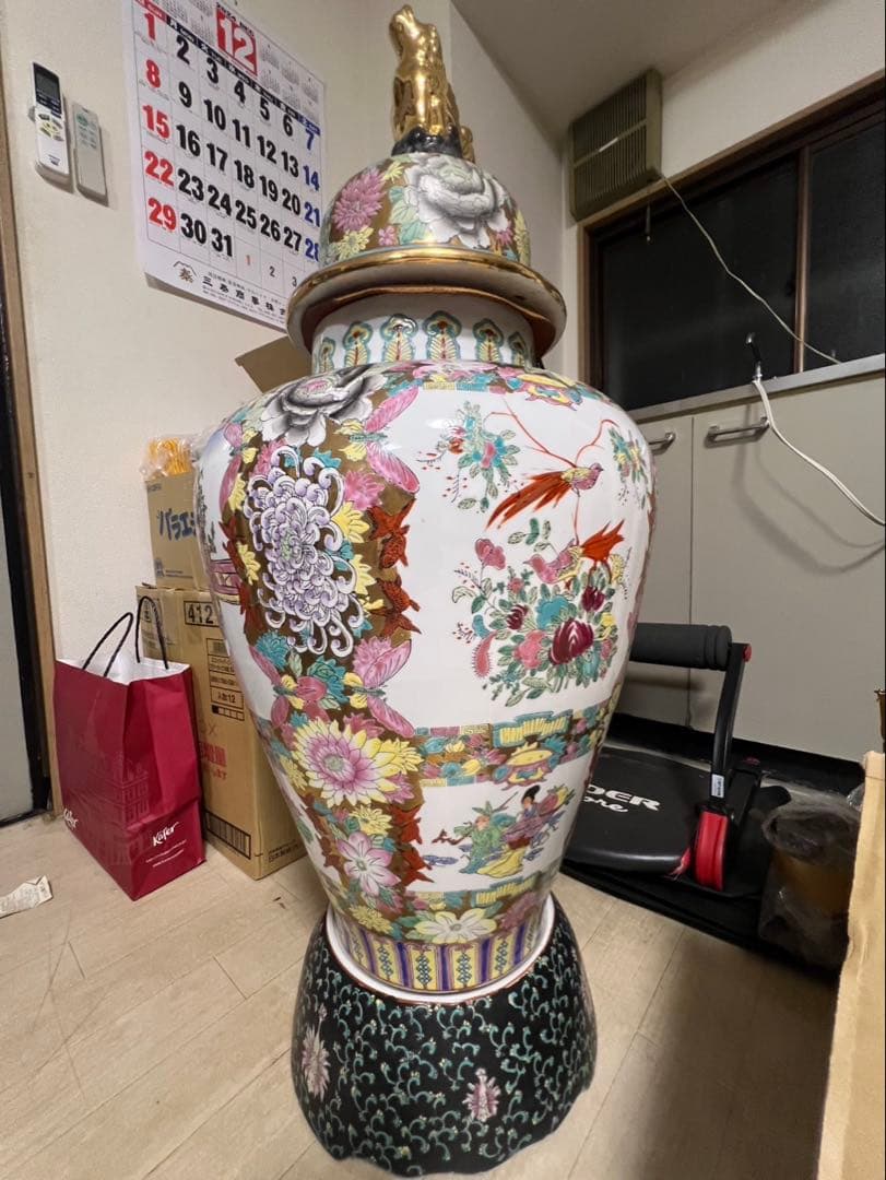 壺(中国アンテック美しい装飾)