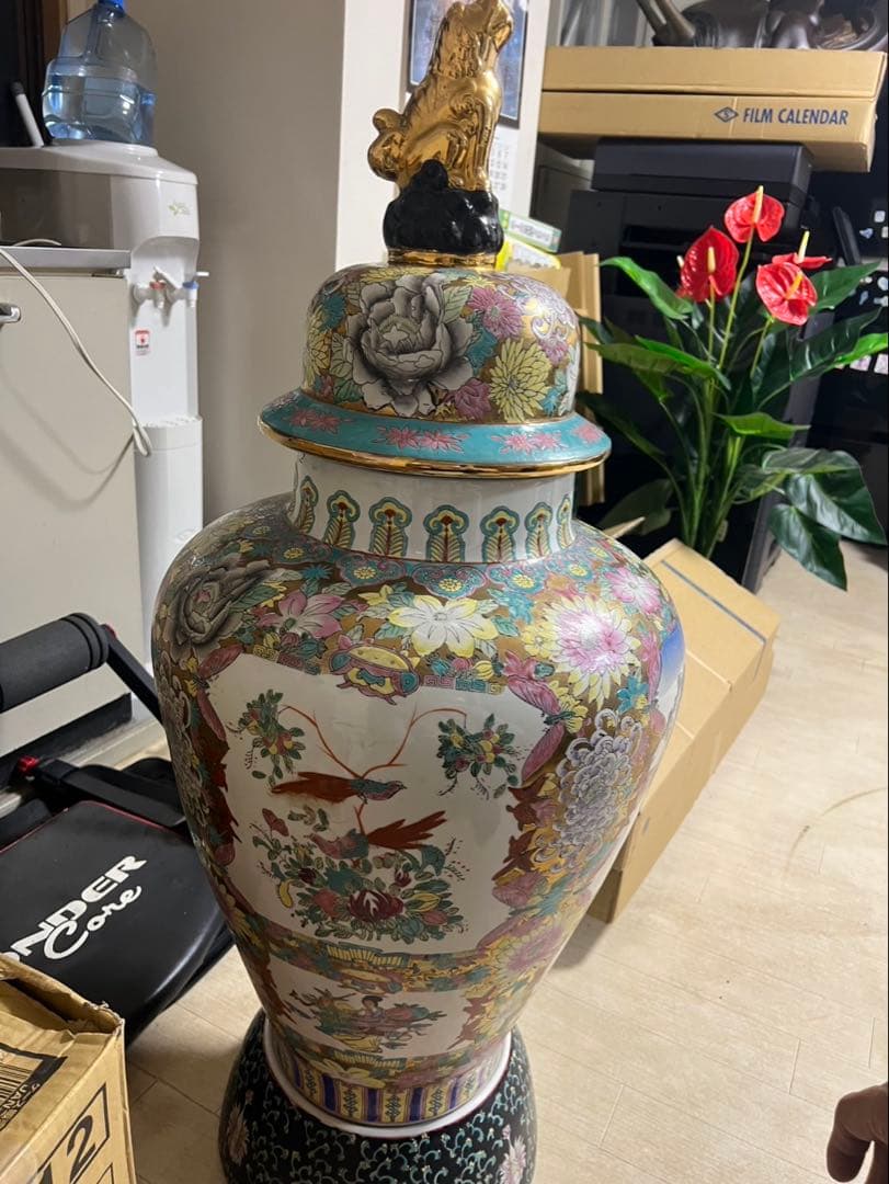 壺(中国アンテック美しい装飾)