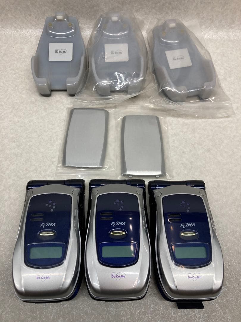 未使用に近い 希少 激レア DoCoMoドコモ初代FOMA P2101V 3台