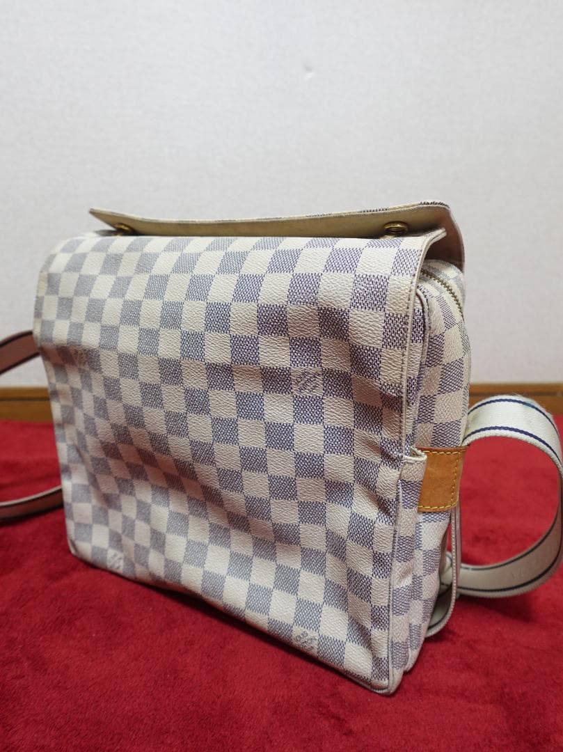 美品ルイヴィトン LOUIS VUITTON ナヴィグリオ アズール ホワイト
