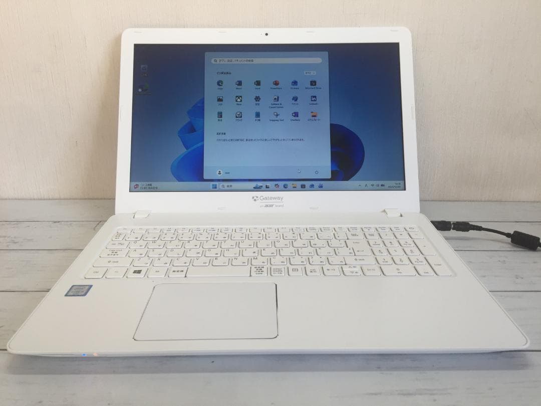 GATEWAY エイサー NE574 15.6型TFT液晶 フルサイズノートPC