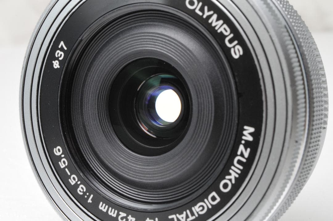 ショット数新品級❣️OLYMPUS PEN E-PL10⭐️Wi-Fi ミラーレス