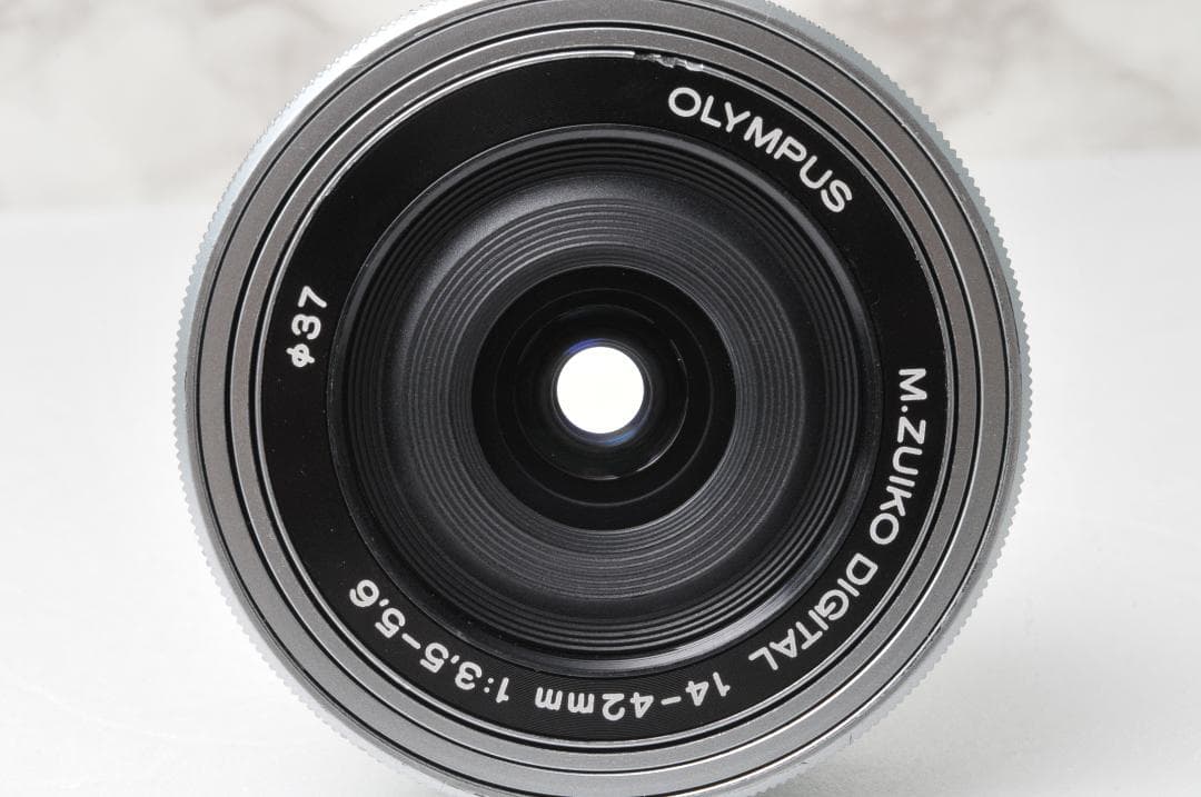 ショット数新品級❣️OLYMPUS PEN E-PL10⭐️Wi-Fi ミラーレス