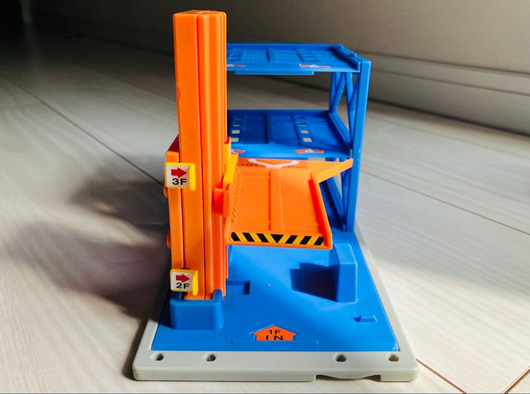 【大特価】トミカ　大量まとめ売り　サーキット　サービスエリア　トミカビル