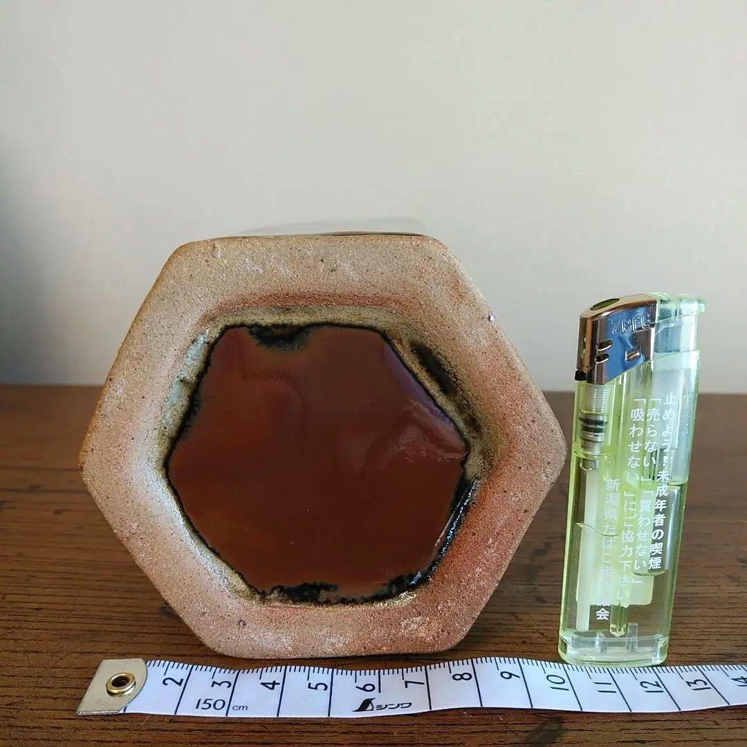 [真作保証品] 浜田庄司　(濱田庄司）「柿釉抜絵六角花生」プロフ必読