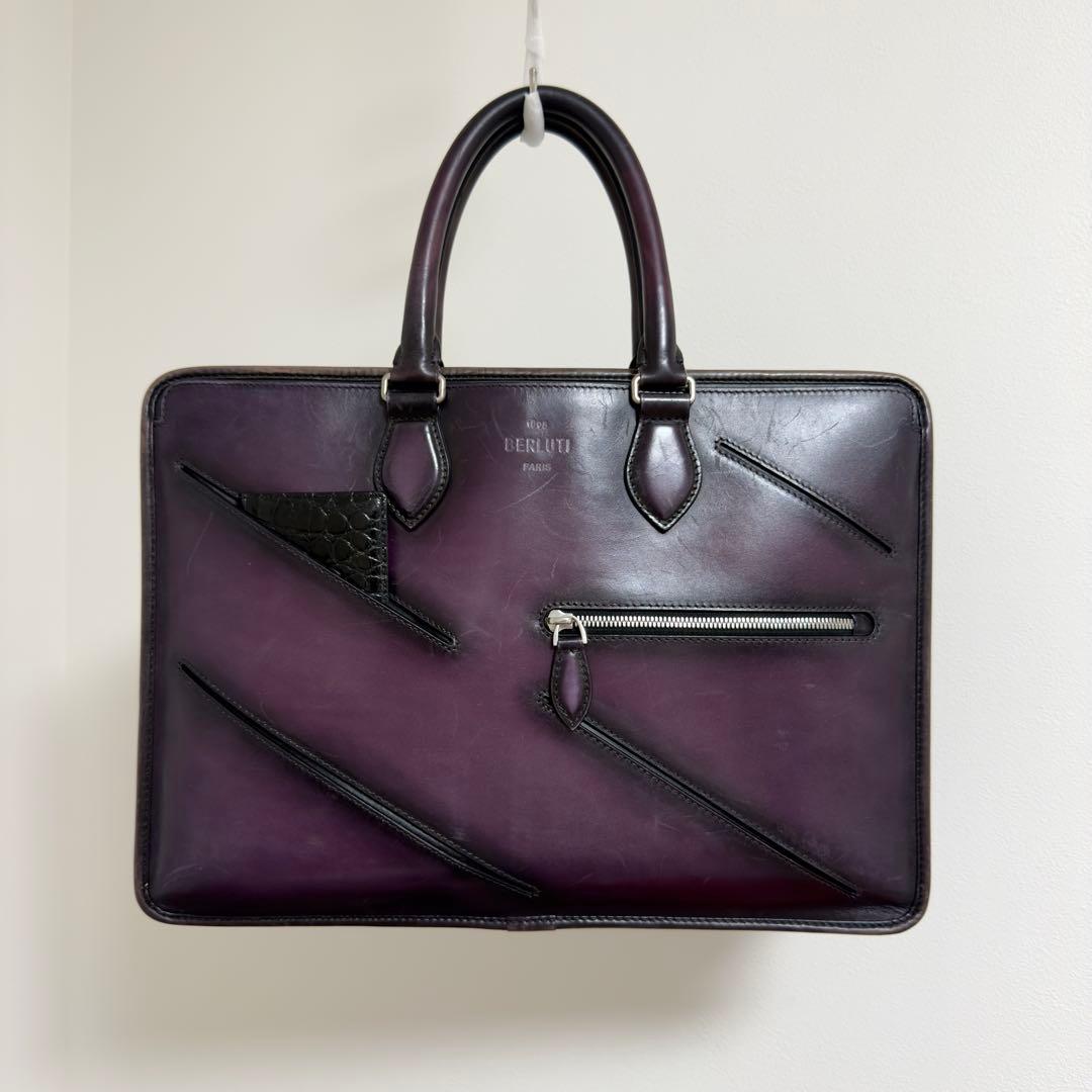 限定 定価81.9万円 ベルルッティ アンジュール スリットレザーブリーフケース