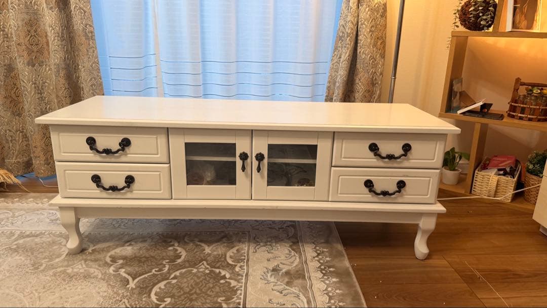 ホワイト木製テレビ台 クラシックスタイル