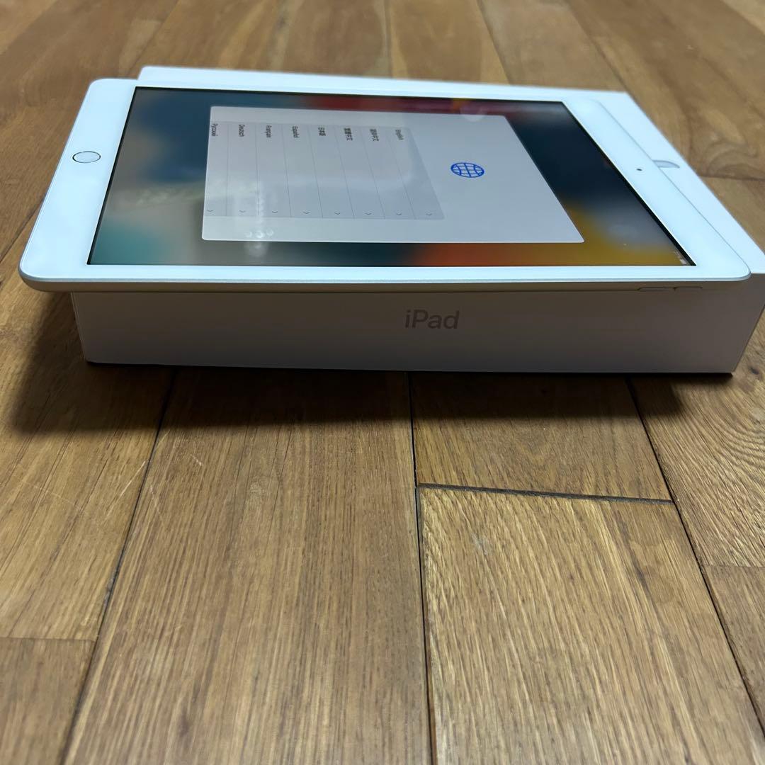 Ema13iPad第7世代generationWi-Fi 32GBカバー箱